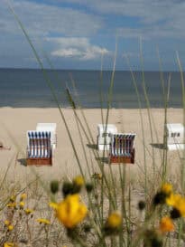 blankenfohrter-strand-mit-strandkoerben